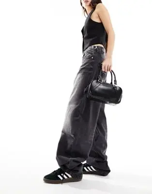 Bershka - Jean charpentier avec taille réglable - Noir délavé | ASOS