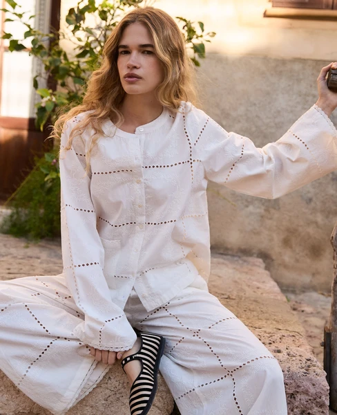 Ava Shirt - White Squares