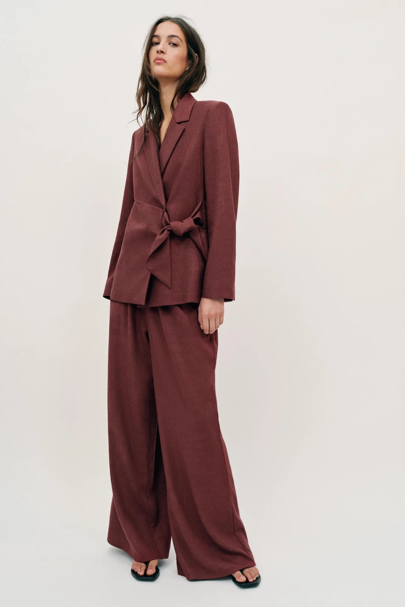 VESTE À BOUTONNAGE CROISÉ AVEC NŒUD ET LIN