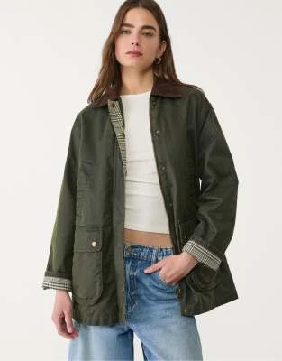 Stradivarius - Parka cirée à poches multiples - Kaki