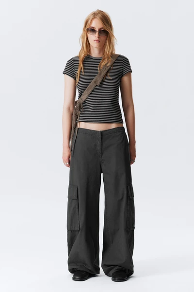 Pantalon cargo large taille basse