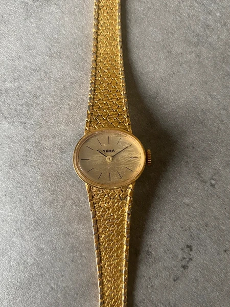 montre Yema mécanique vintage