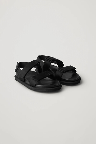 WEBBING STRAP SANDALS - black - Shoes - COS FR
