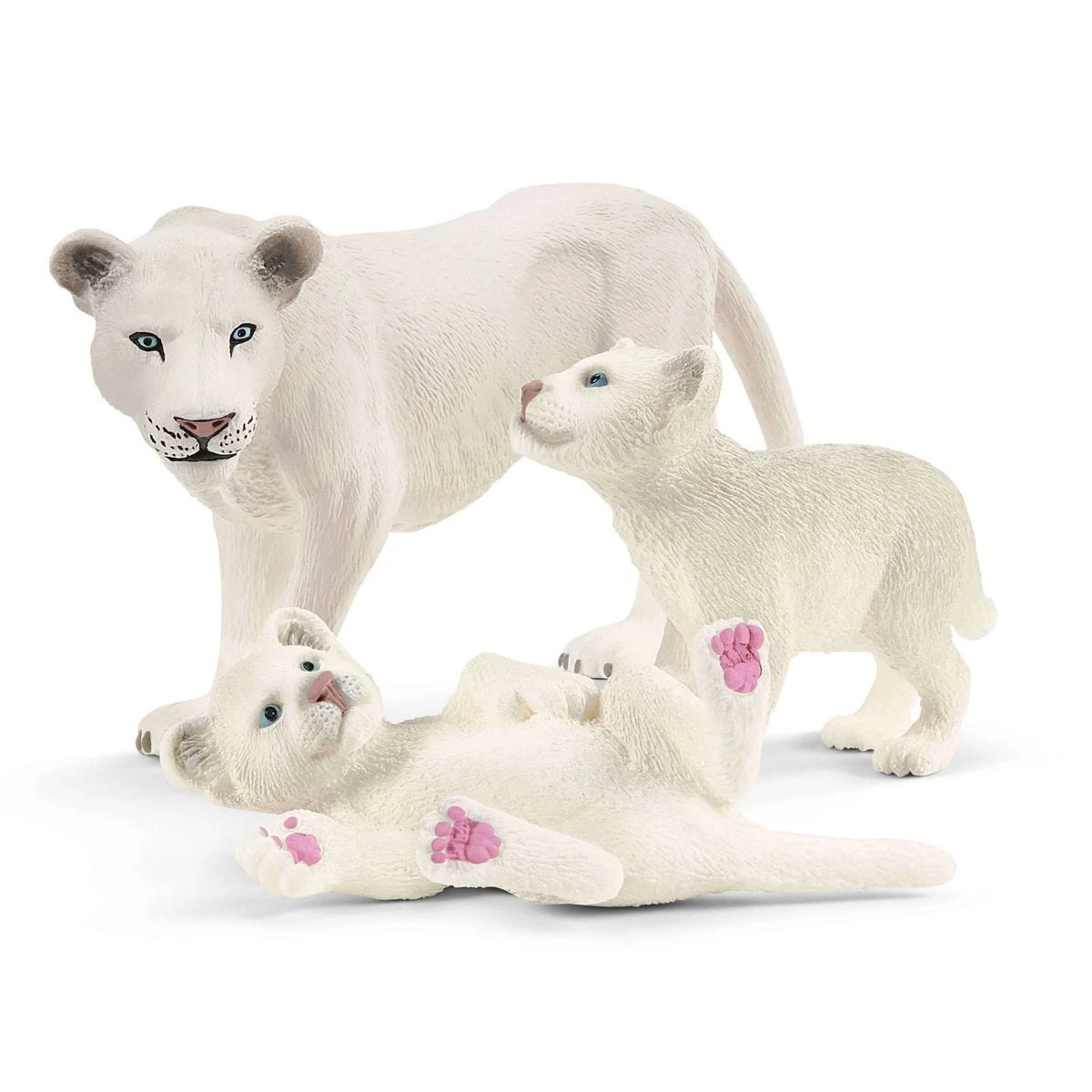 Lionne avec bébés
