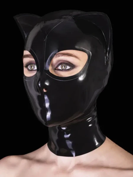 Masque de chat en latex avec bouche fermée