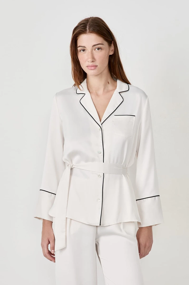 Chemise de pyjama satinée à nouer