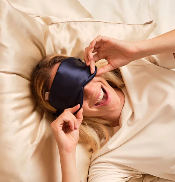 Masque de sommeil en soie