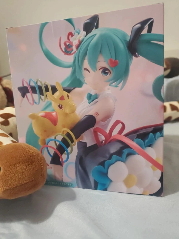 Figura original Hatsune Miku x Rody sellada
