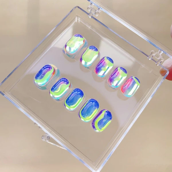 Faux ongles bleus aura courts, ongles strass, ongles y2k, ongles gyaru, ongles mignons, ongles bling, ongles d'anniversaire, cadeau pour elle