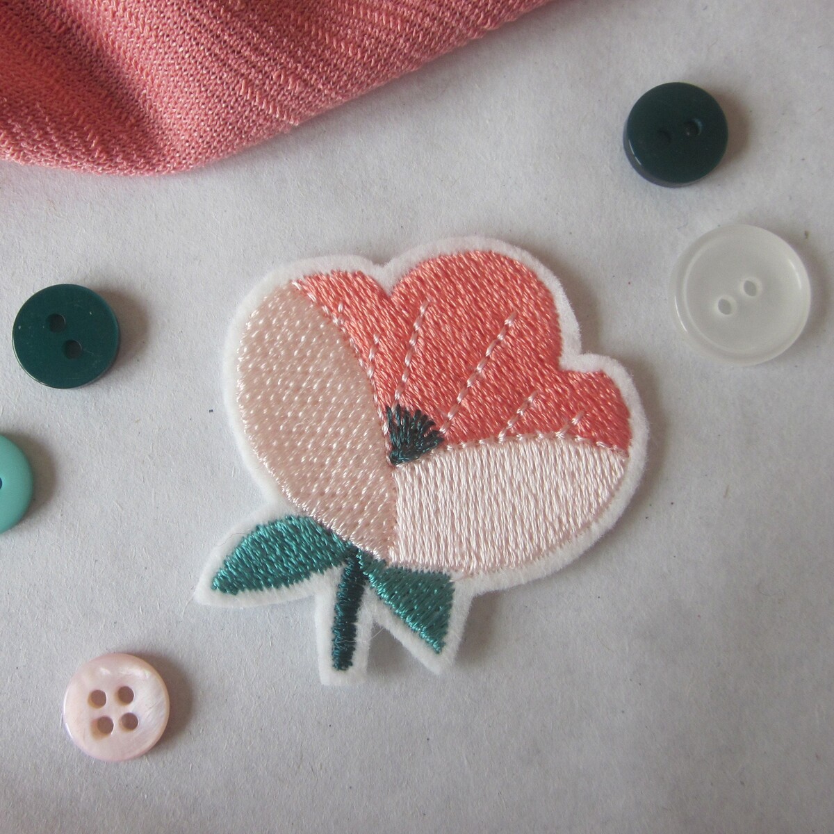 Embroidered Naïve Flower Iron On Patch
