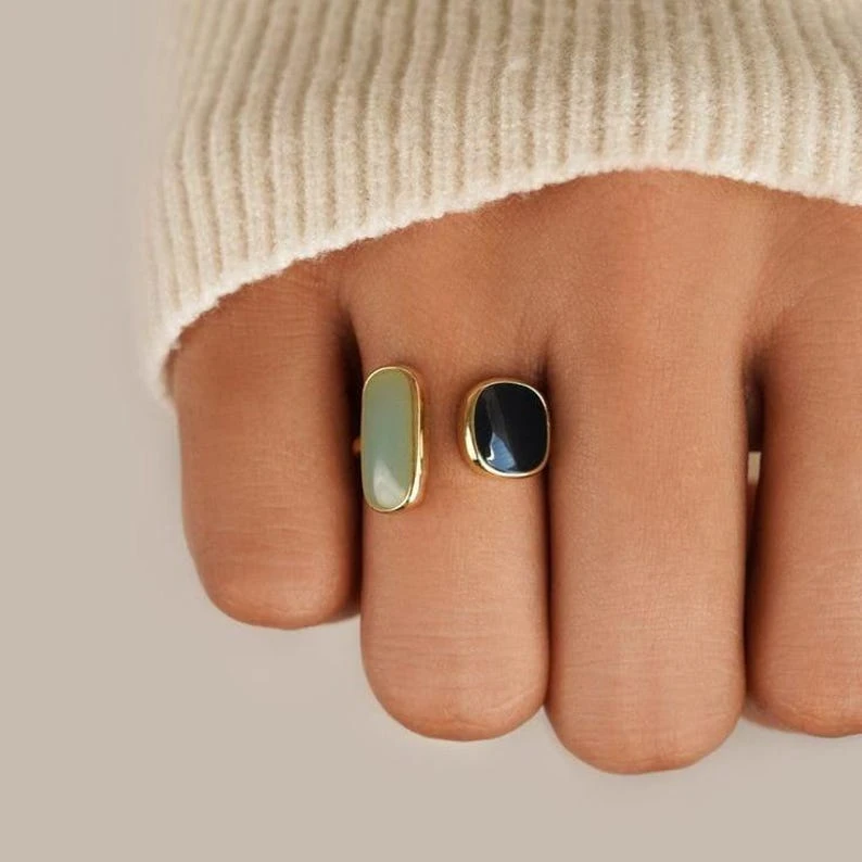 Bague calcédoine et onyx, véritable bague calcédoine naturelle et onyx, bague deux pierres, bague calcédoine bleue et argentée, bague faite main pour femme