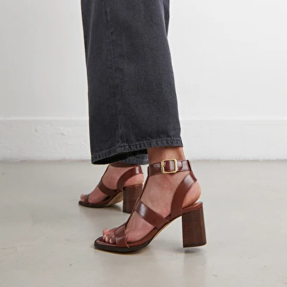 Sandales à talons