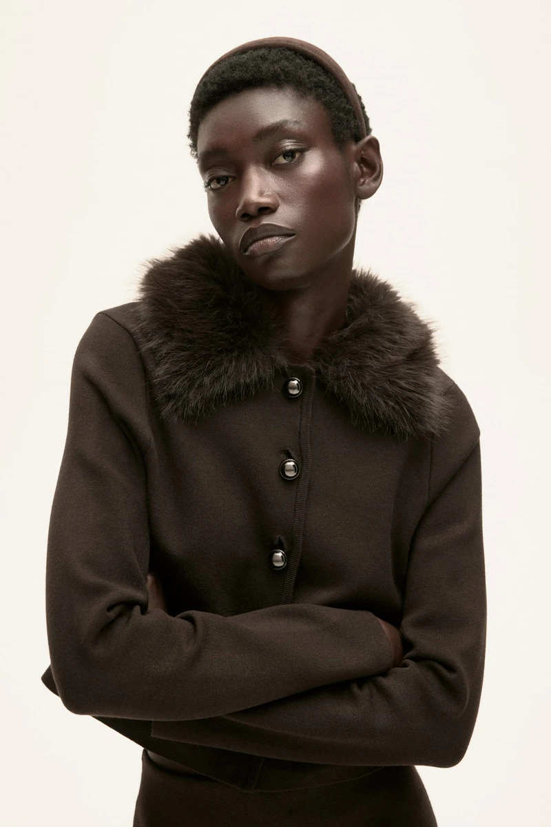 Gilet en maille fine avec col