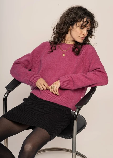 Pull en laine bio et recyclée | rose "diliriaa reglana crushed berry" Armedangels
