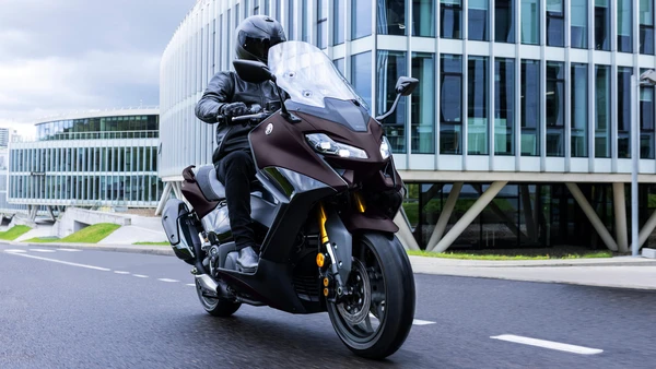 TMAX Tech MAX | Scooter Sportif | Maxiscooter 560 | 2024 | Yamaha Motor
