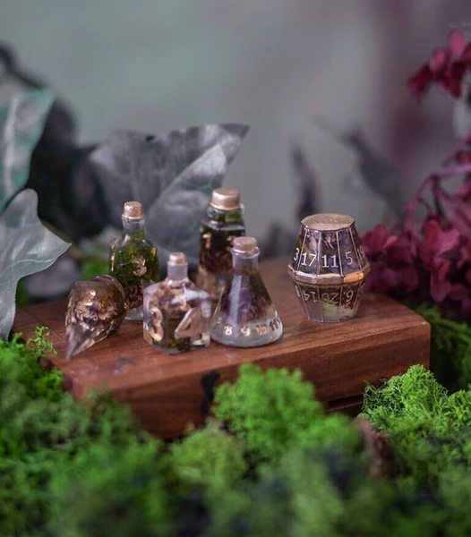 Dice set - Potion dices - Druid Nature Elven - moss and pinecones