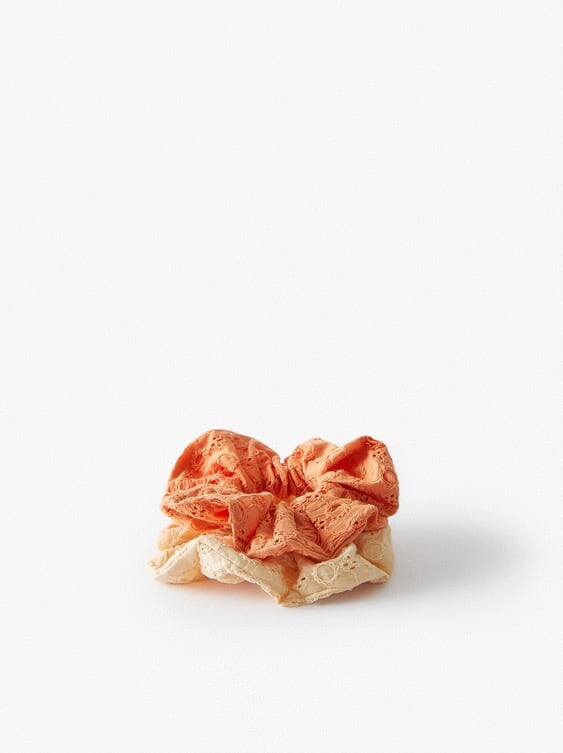 CHOUCHOUS EN BRODERIE SUISSE