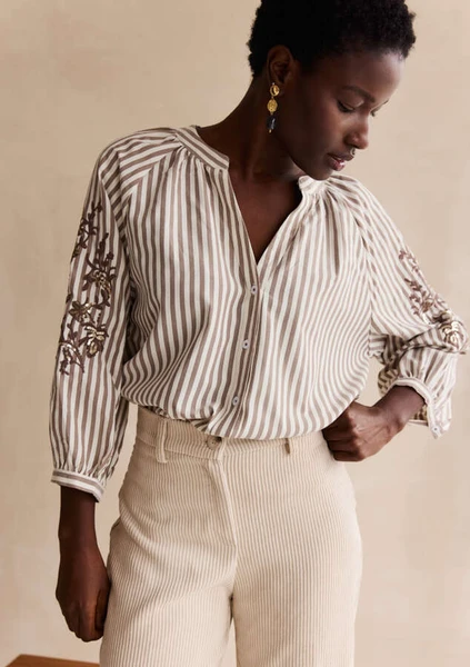 Blouse rayée brodée
