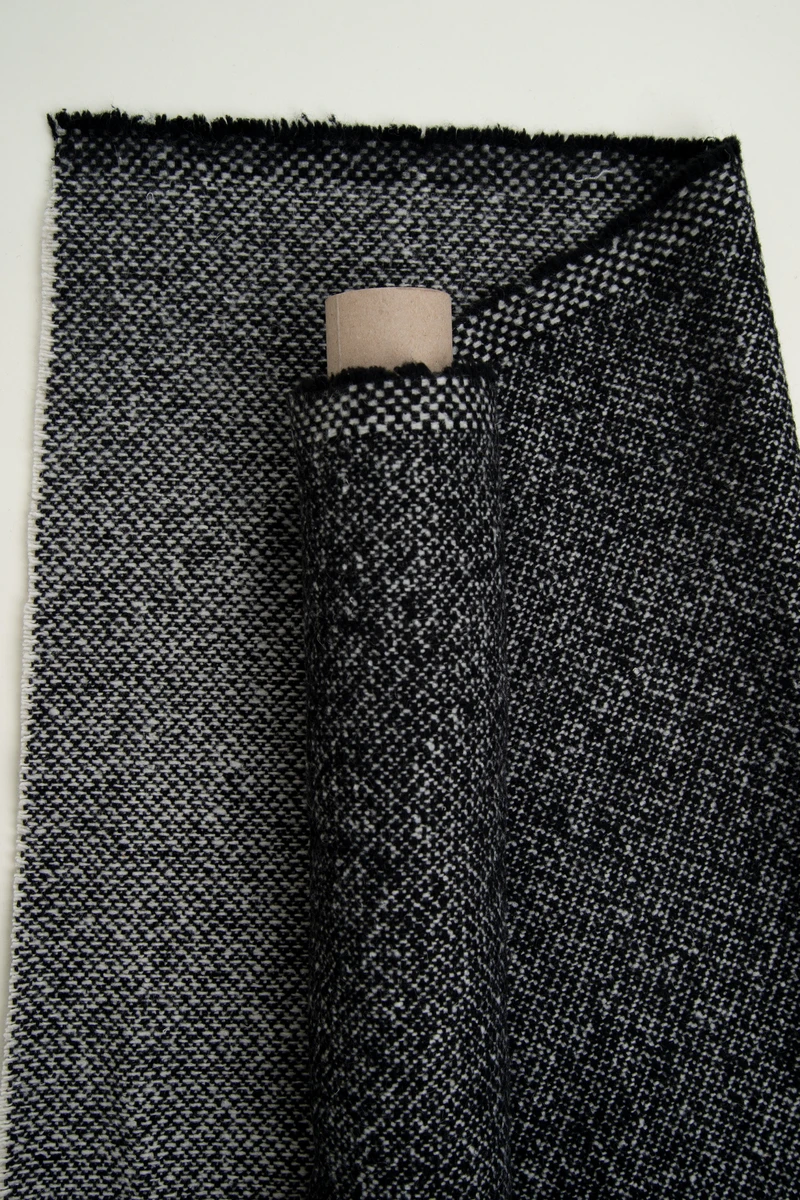 Tissu "Lainage Moucheté Black & Off White"