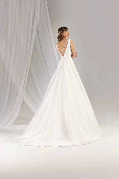 Juliette - Églantine Mariages Cérémonies