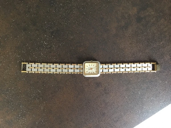 Montre Yema à quartz