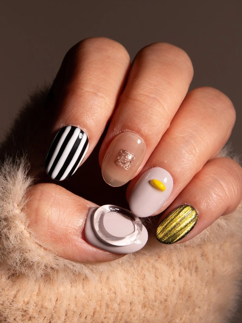 Cristal abstrait 3D à presser sur les ongles, Qualité supérieure, Amande courte, Faux ongles de créateur, Personnalisé fait main, Verre,