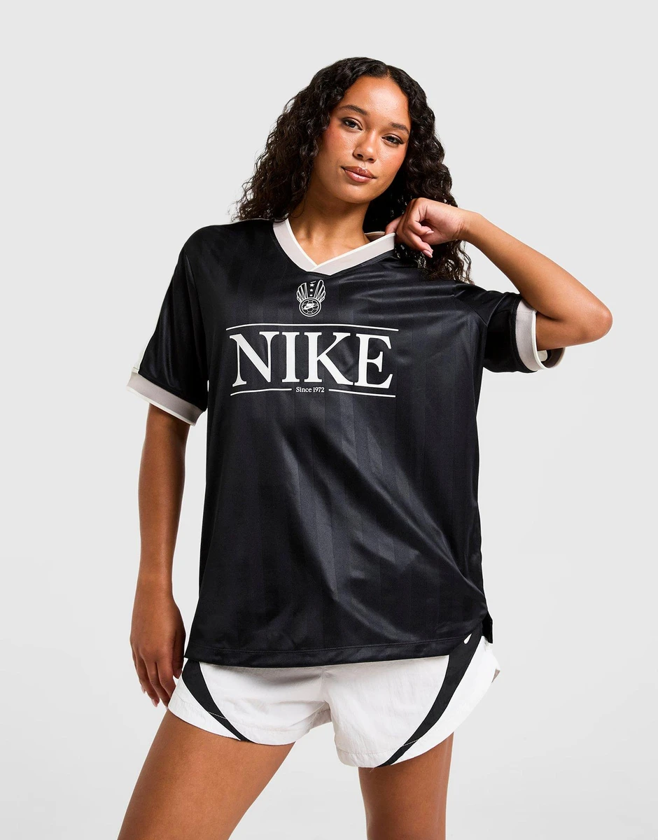 Nike Sportswear V-Neck Jersey