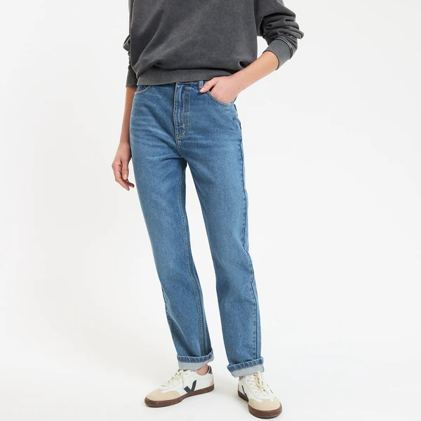 Jean regular, droit, taille haute