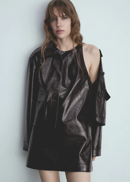Robe similicuir sans manches - Femme | MANGO France métropolitaine