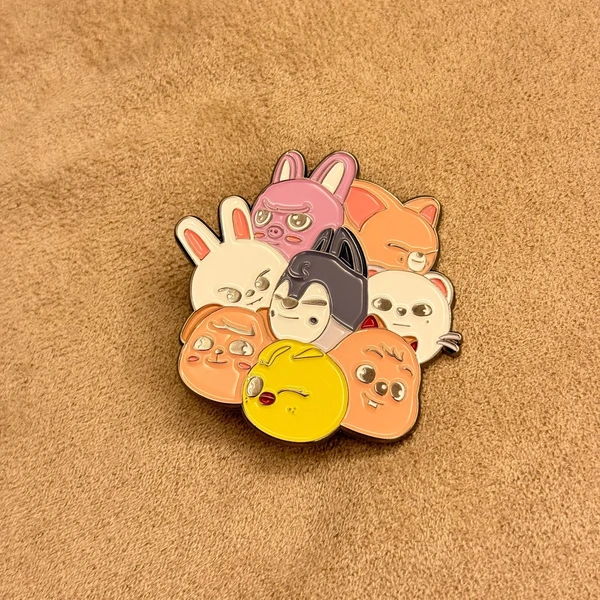 Stray SKZOO Enamel Pin badge, Cute SKZOO Pin, Kpop Fans Gift Memorabilia, Skzoo Gift