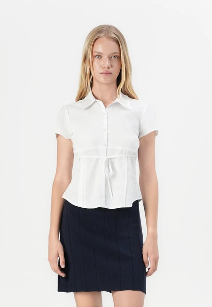 SLIM SHIRTING - Button-down blouse - white