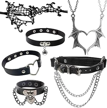 DKDDSSS 7 PCS Ras de Cou Gothique Choker Femme PU Réglable Noir Collier Ras Du Cou Tour de Cou en Cuir Tour de Cou Punk Ensemble de Collier pour Fête Club