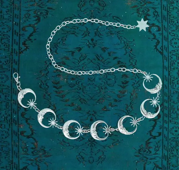Moon Belt