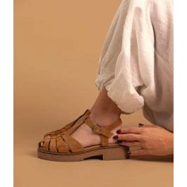 Derby Salomé Fanny camel