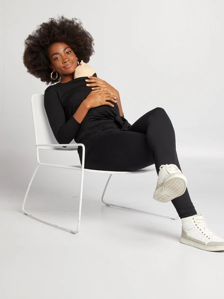 T-shirt kangourou pour y glisser bébé (allaitement, peau à peau, calin)