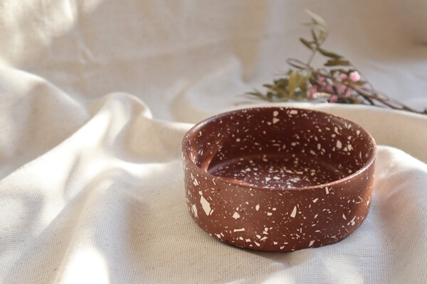 Bowl Terrazzo Brown I Bowl for cat & dog in Eco-Friendly Resin