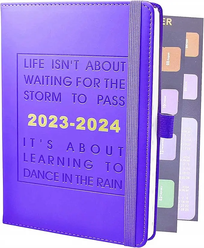 Mjltoyo Agenda scolaire 2023-2024, 1 page par jour, de juillet 2023 à juin 2024, avec planificateur hebdomadaire, boucle porte-stylo, poche intérieure, fermeture à élastique - 352 pages - Format A5 - Violet
