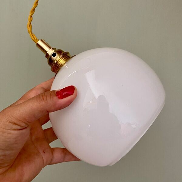 Baladeuse abat-jour vintage en opaline blanche | Selency