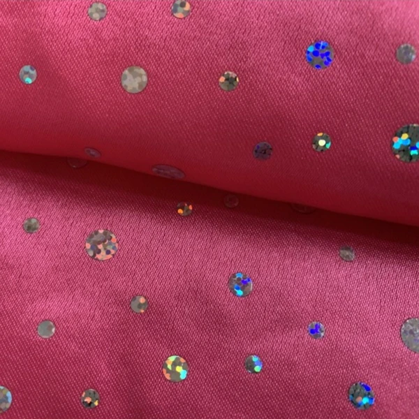 Tissu Satin Carnaval Paillettes Cerise au Mètre pour la confection de Déguisements