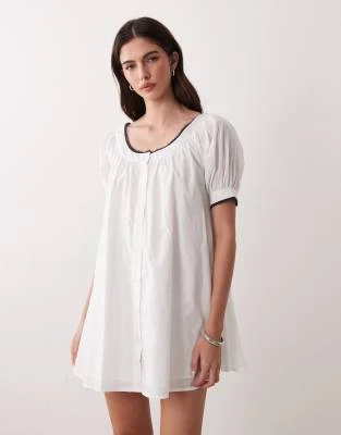 ASOS DESIGN - Robe babydoll courte boutonnée - Blanc