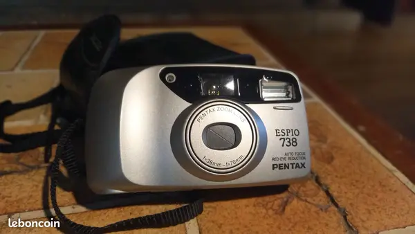 Pentax Espio 738