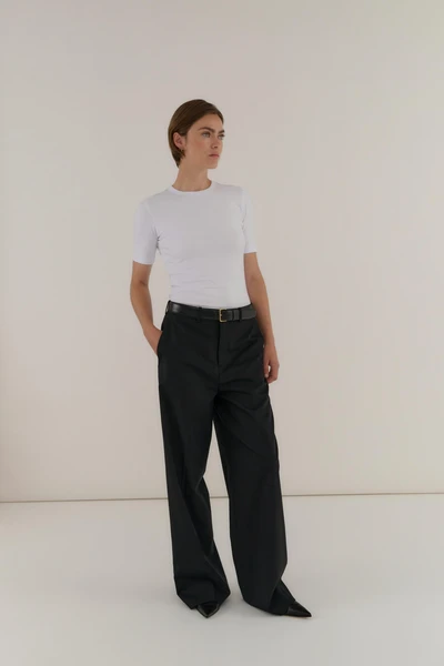 Tailored wide-leg trousers