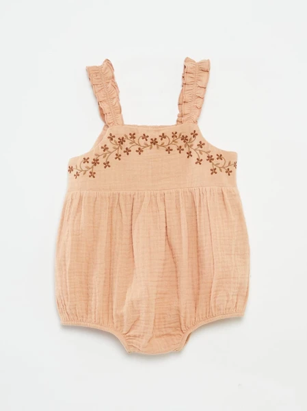 Barboteuse à bretelles avec broderies anglaises