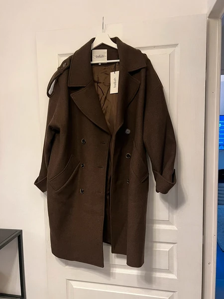 Manteau bash neuf