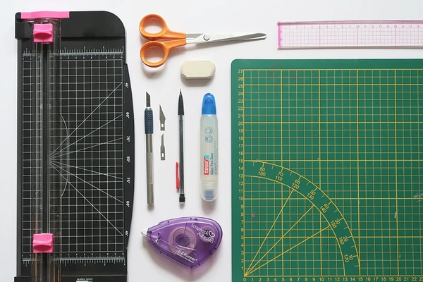 Scrapbooking : quel matériel pour débuter ? - Julie Ensuque - Le blog