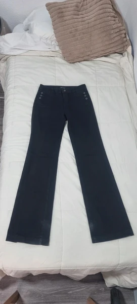 Pantalon denim flare tiro bajo Massimo Dutti