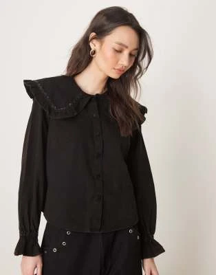 ASOS DESIGN - Chemise en sergé délavé avec col à volants