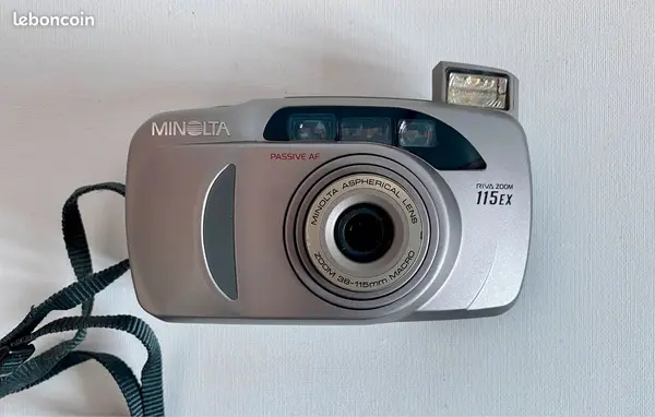 Minolta riva zoom 115EXM