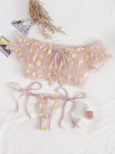 Ensemble de lingerie en tulle avec col bardot