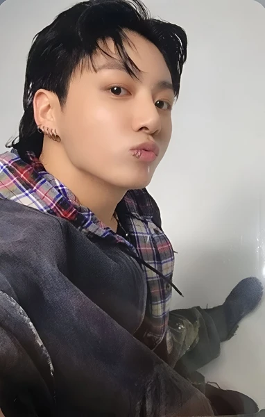 jungkook music bank broadcast 